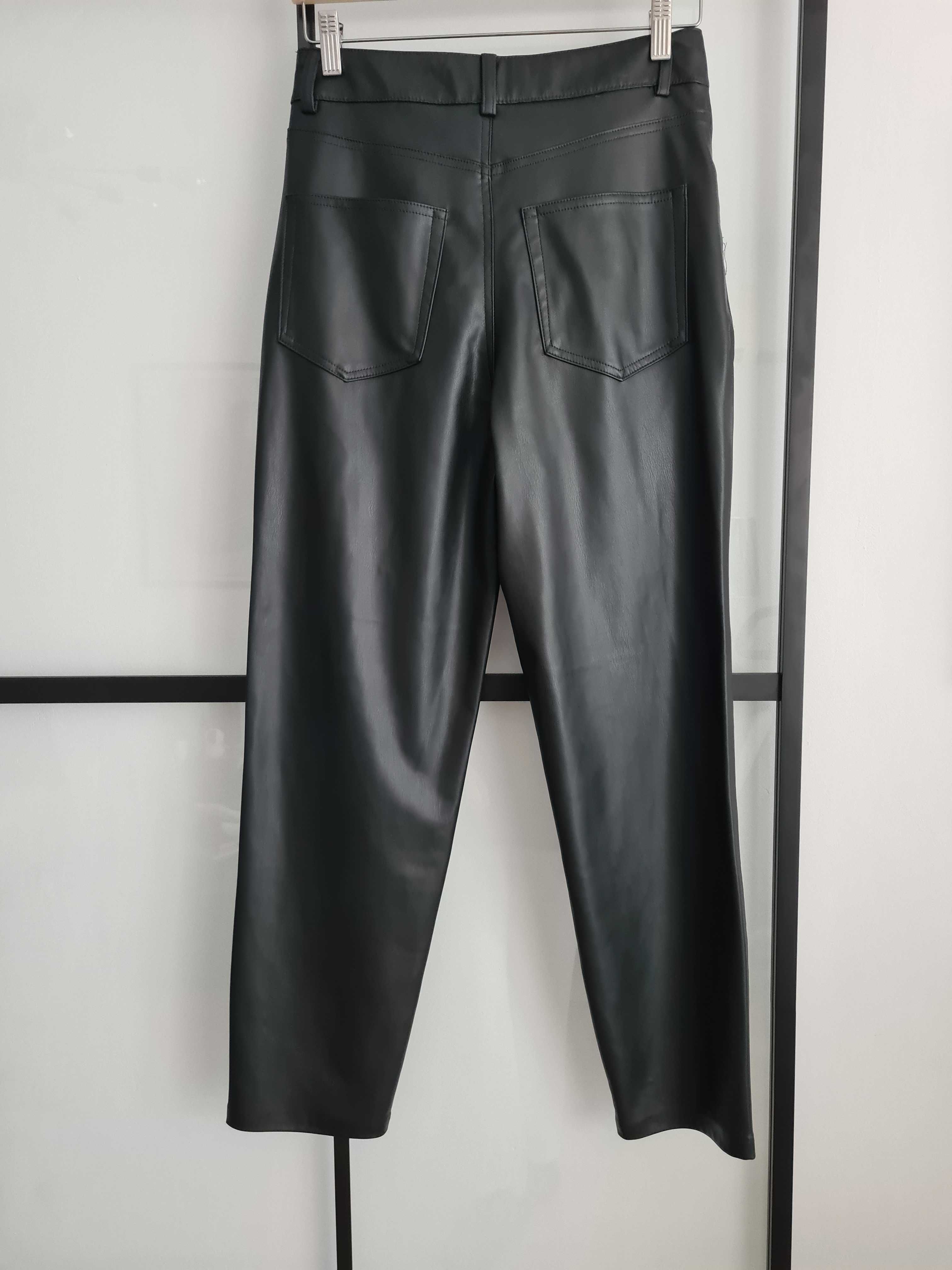 Pantaloni negri drepti de piele, Zara, M, nou