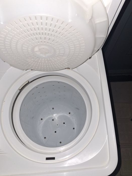 Продаётся стиральные машини 1 автомат Artel 6 кг и 1 полуавтомат 10 кг