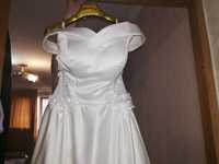 Продам свадебное платье цвет айвори.