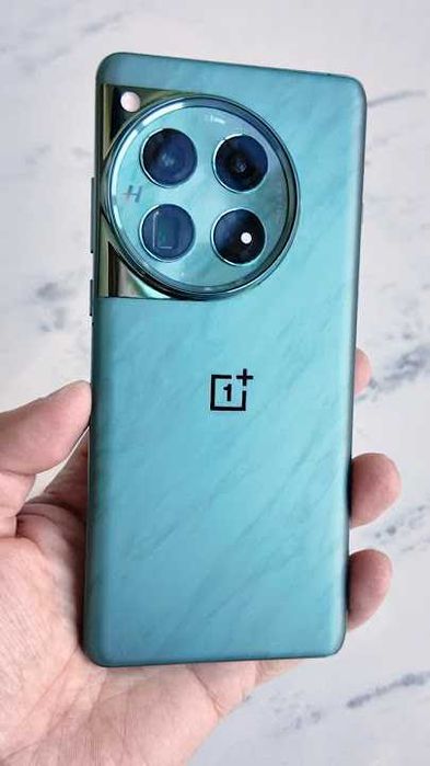 OnePlus 12 – 16/512 GB | 5G | Flowy Emerald (Yashil) – Holati ideal