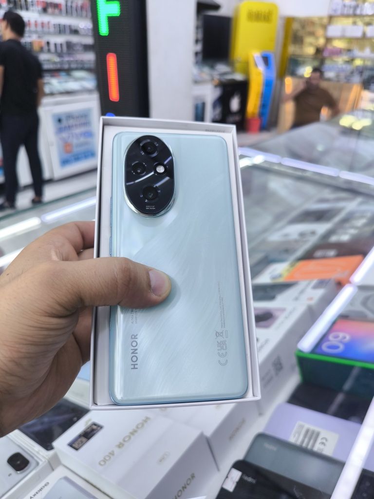 xonor 200 pro 12/512
