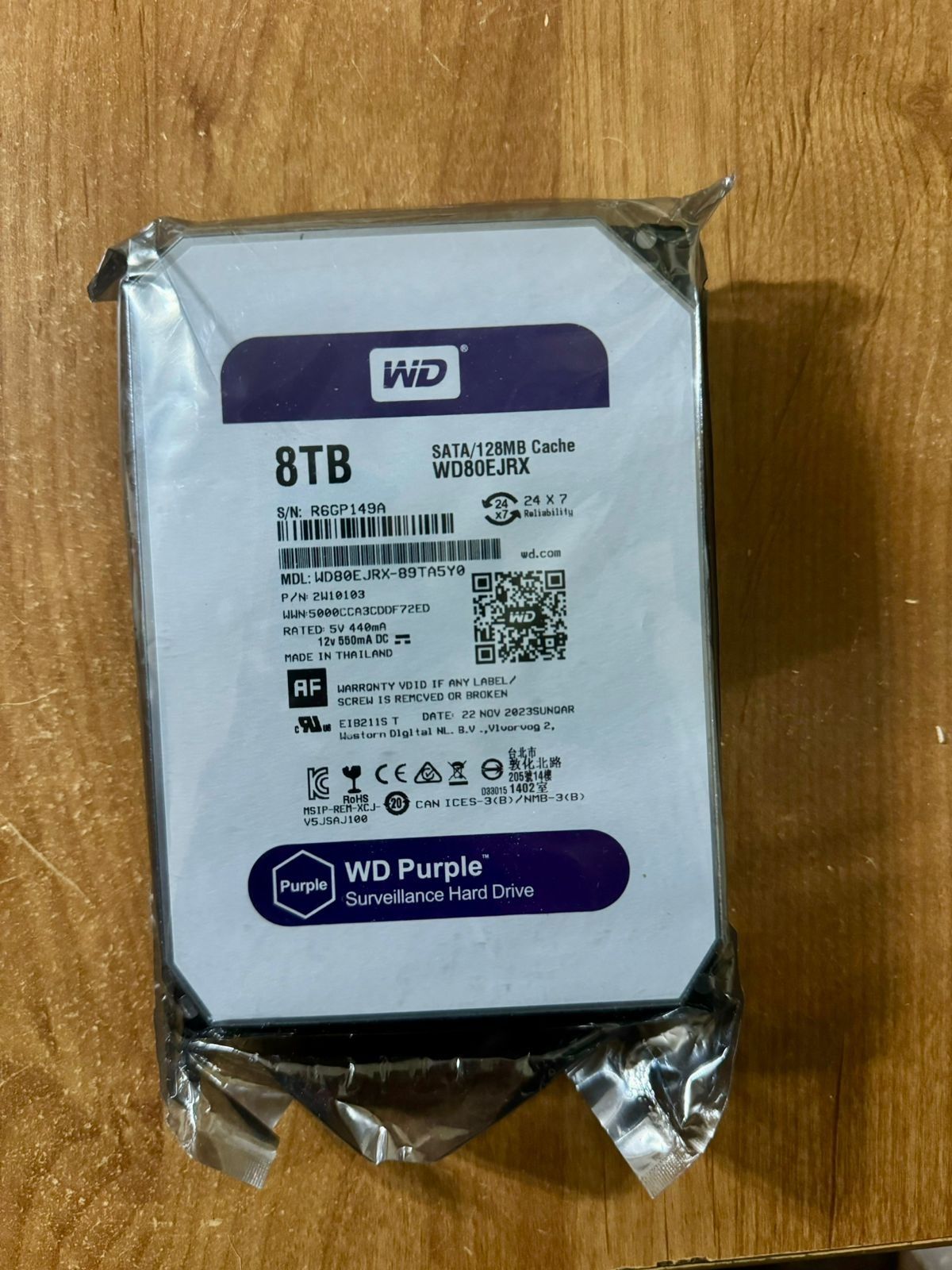 Продается жесткий диск hard wd 8tb