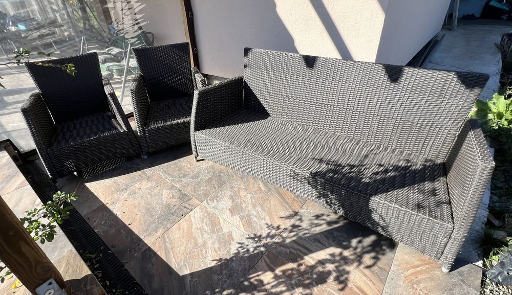 Ратанови мебели