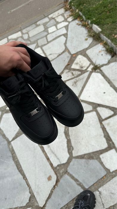 Nike Air Force 1 Triple Black
