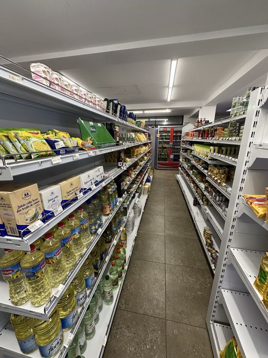 Vand rafturi metalice * rafturi magazin alimentar