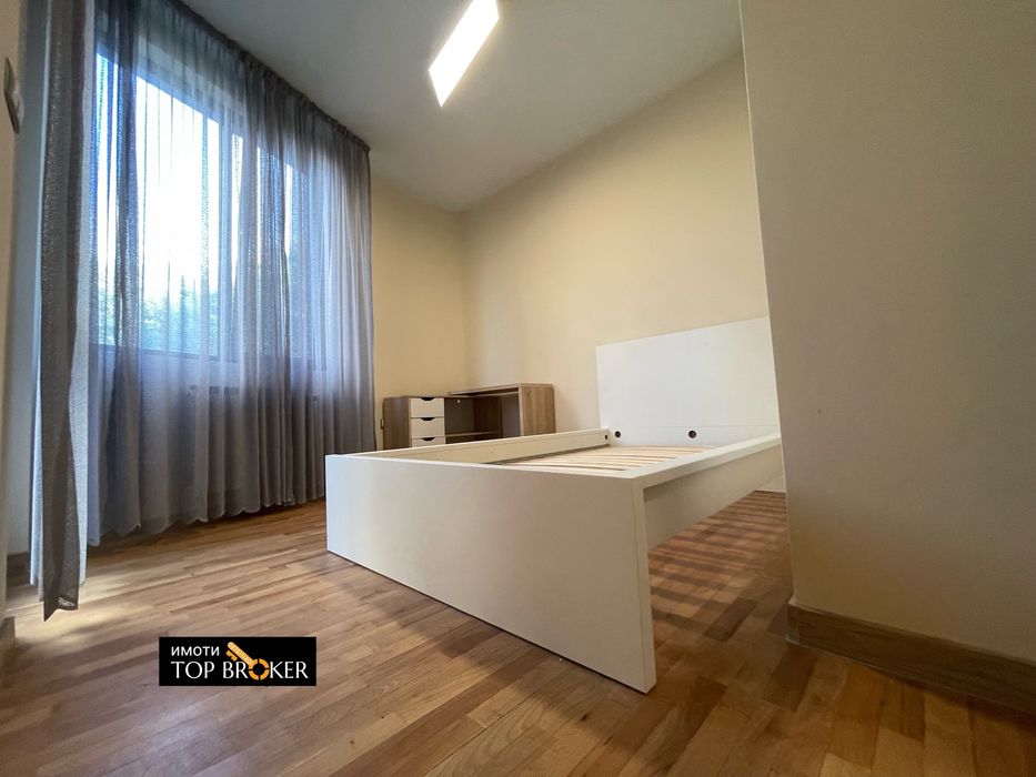 Продава се Тристаен апартамент в Пловдив, Кършияка - 136 кв.м за 1662 €/кв.м - Снимка #10