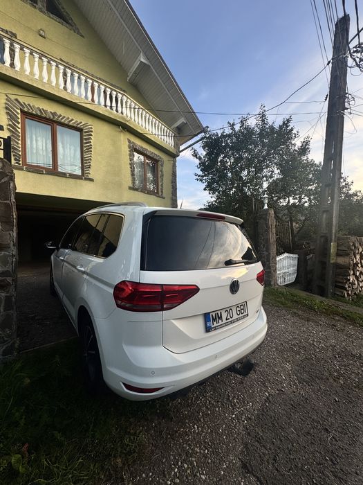 Volkswagen Touran 2.0 TDI R Line
