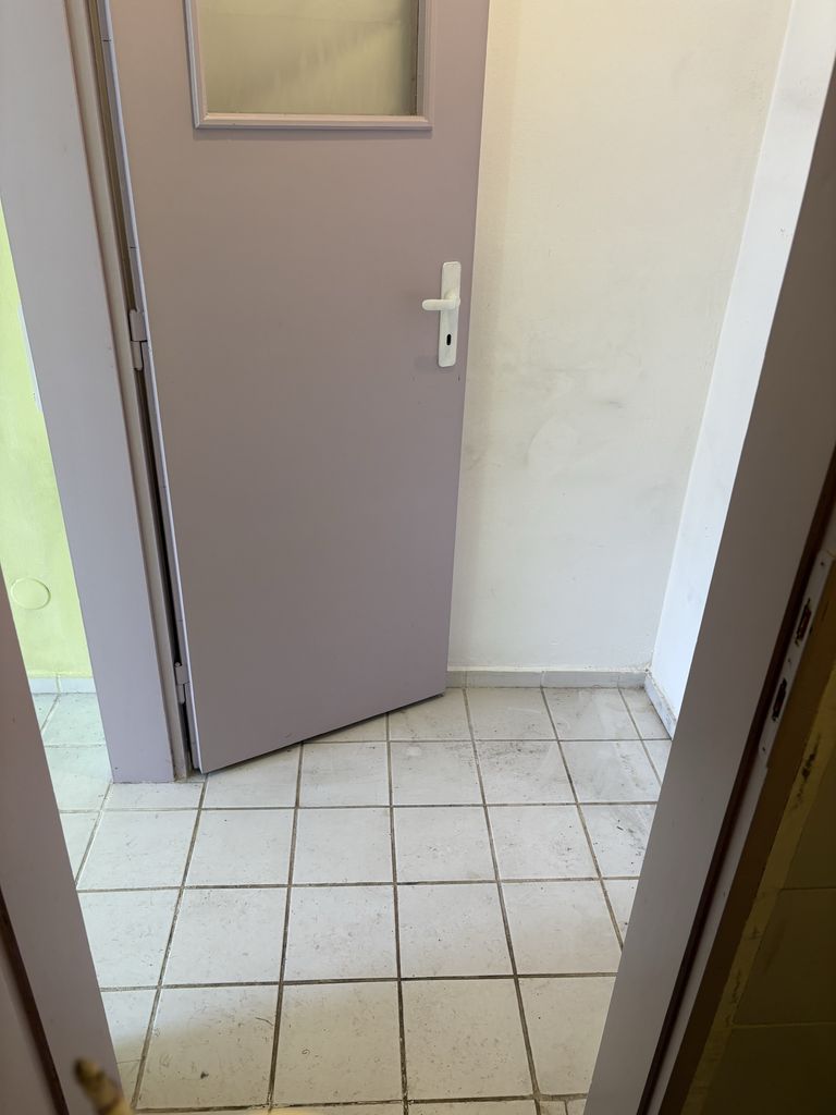 Дава се под наем Магазин в София, Люлин 3 - 18 кв.м за 350 € - Снимка #6