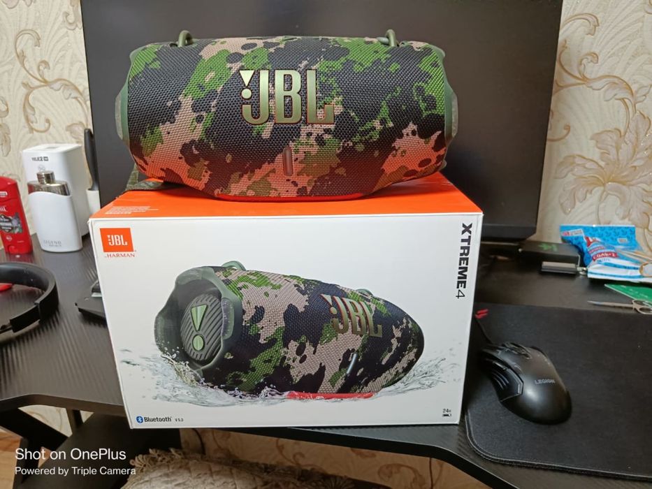 Продам колонку JBL