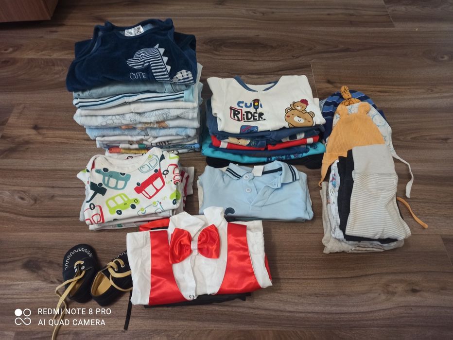 Vând lot haine bebe 0-3 luni