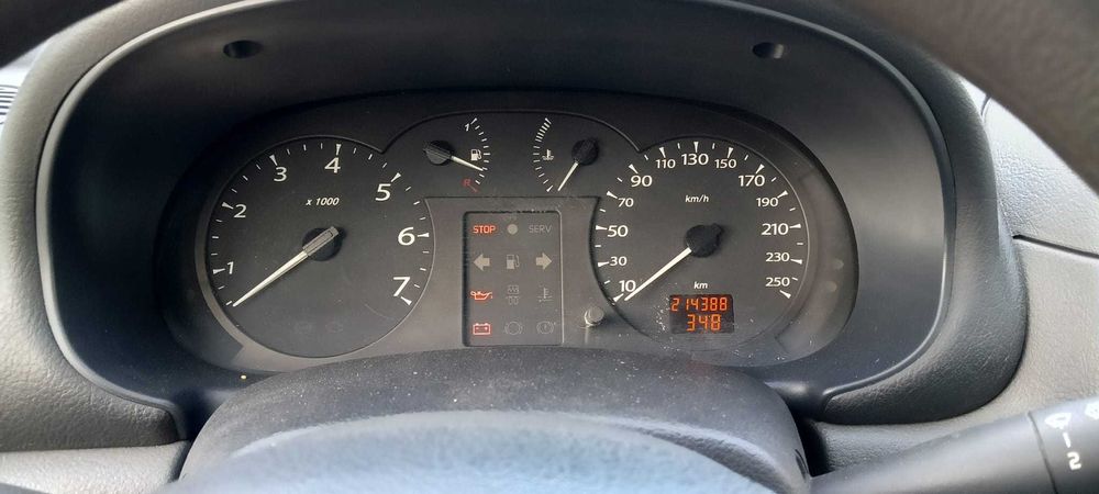 Renault Clio 2 1.2 8v