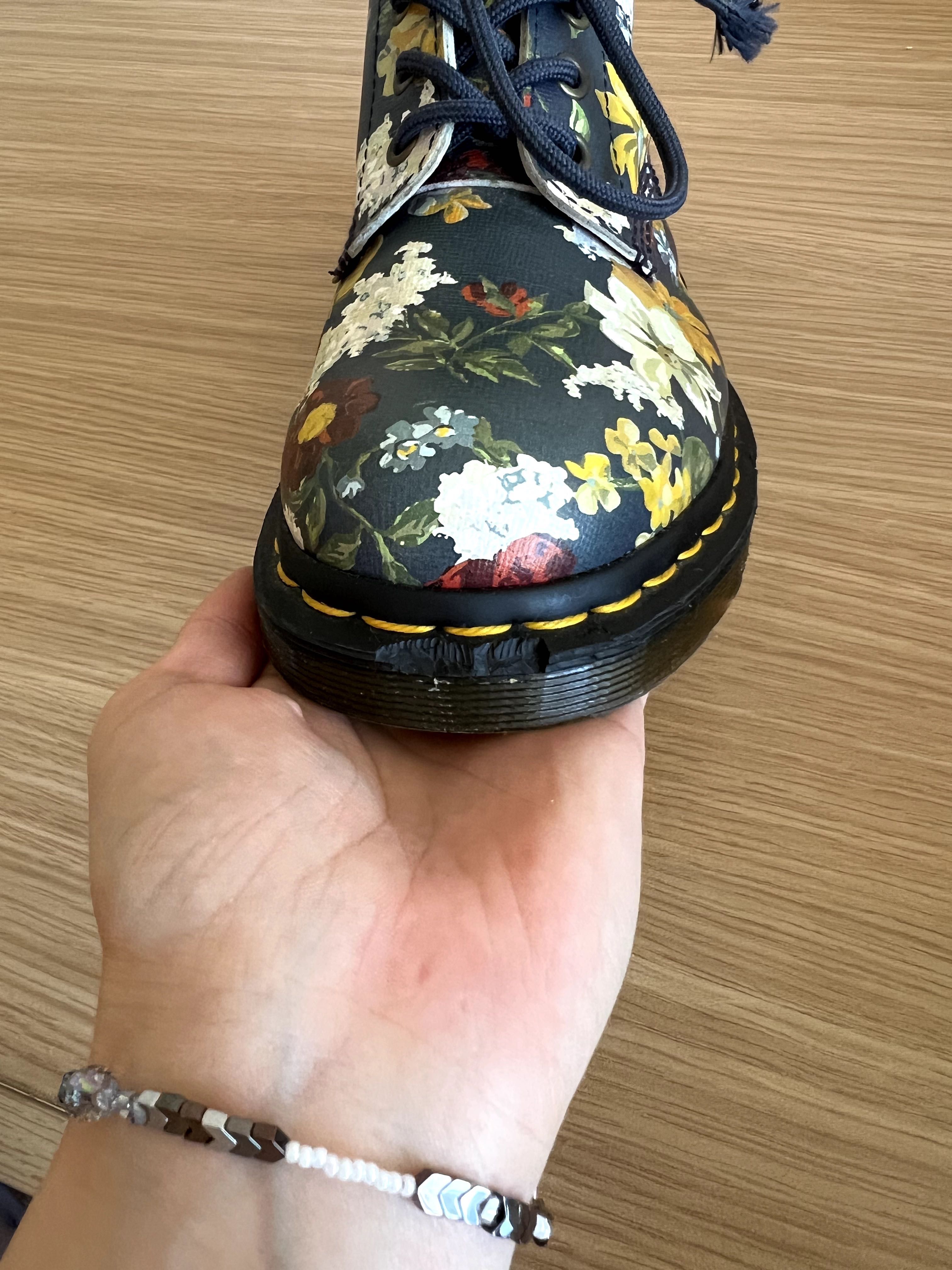Dr. Martens флорални и цветни кубинки (на цветя)