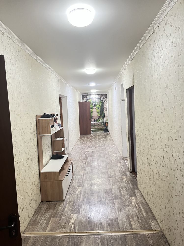Продается 4 комн Дом
