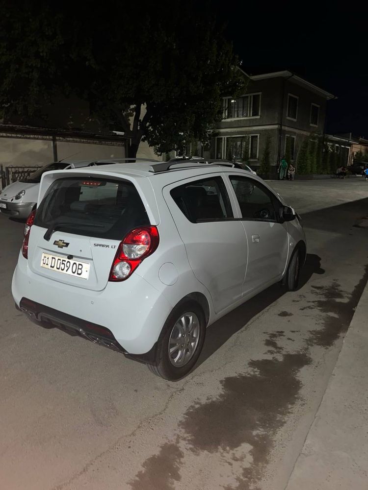 Spark 2019 avtomat oq rangi xolati yaxwi