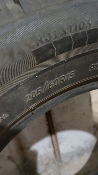 Продам зимнию шину 205/60R15