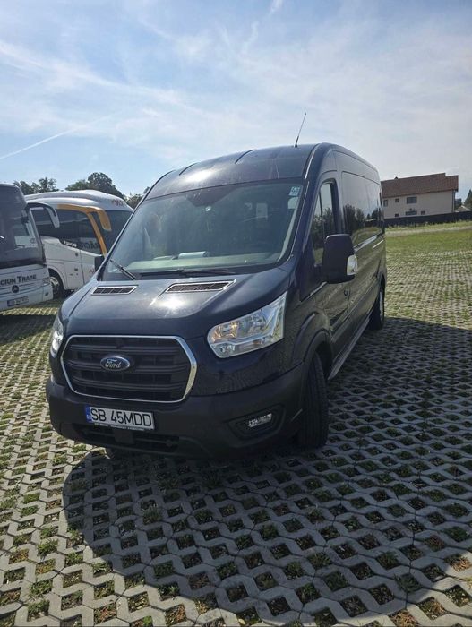 Ford Transit 8+1