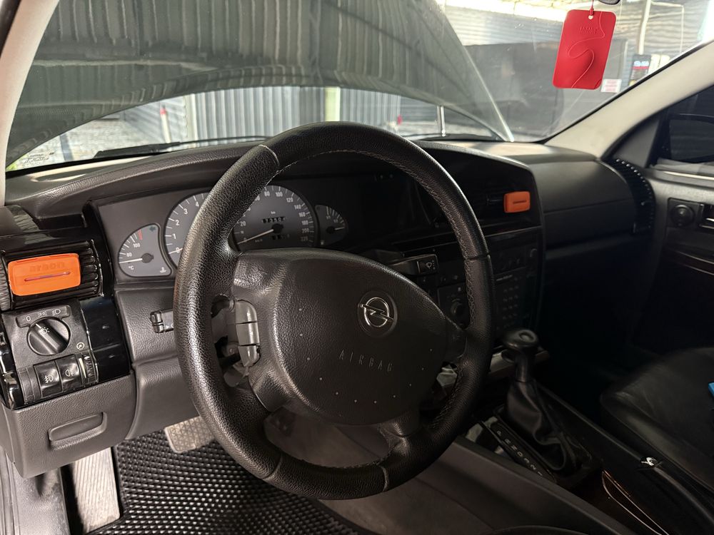Opel omega 2.5 turbodiesel