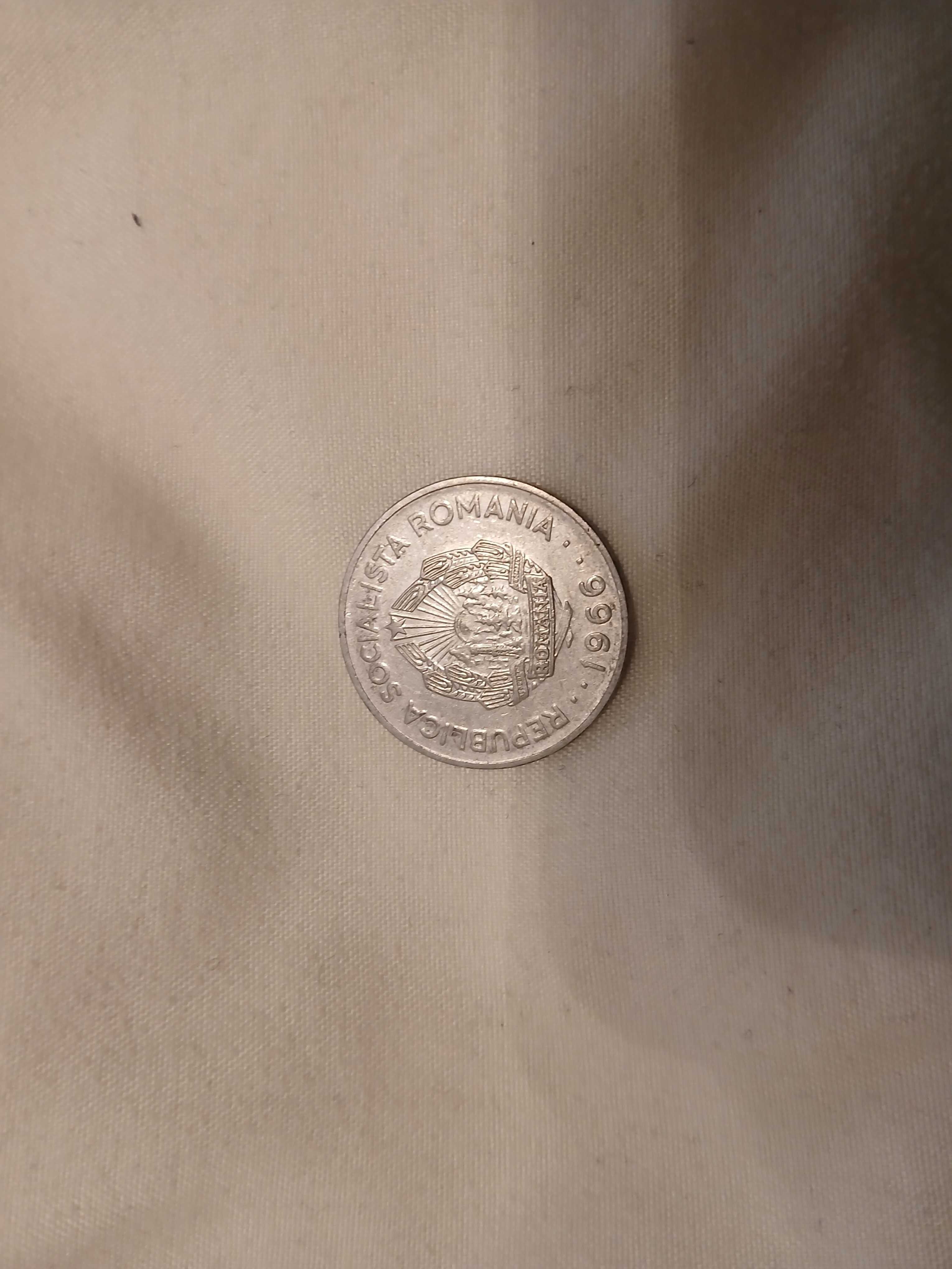 Monede colectie de vanzare