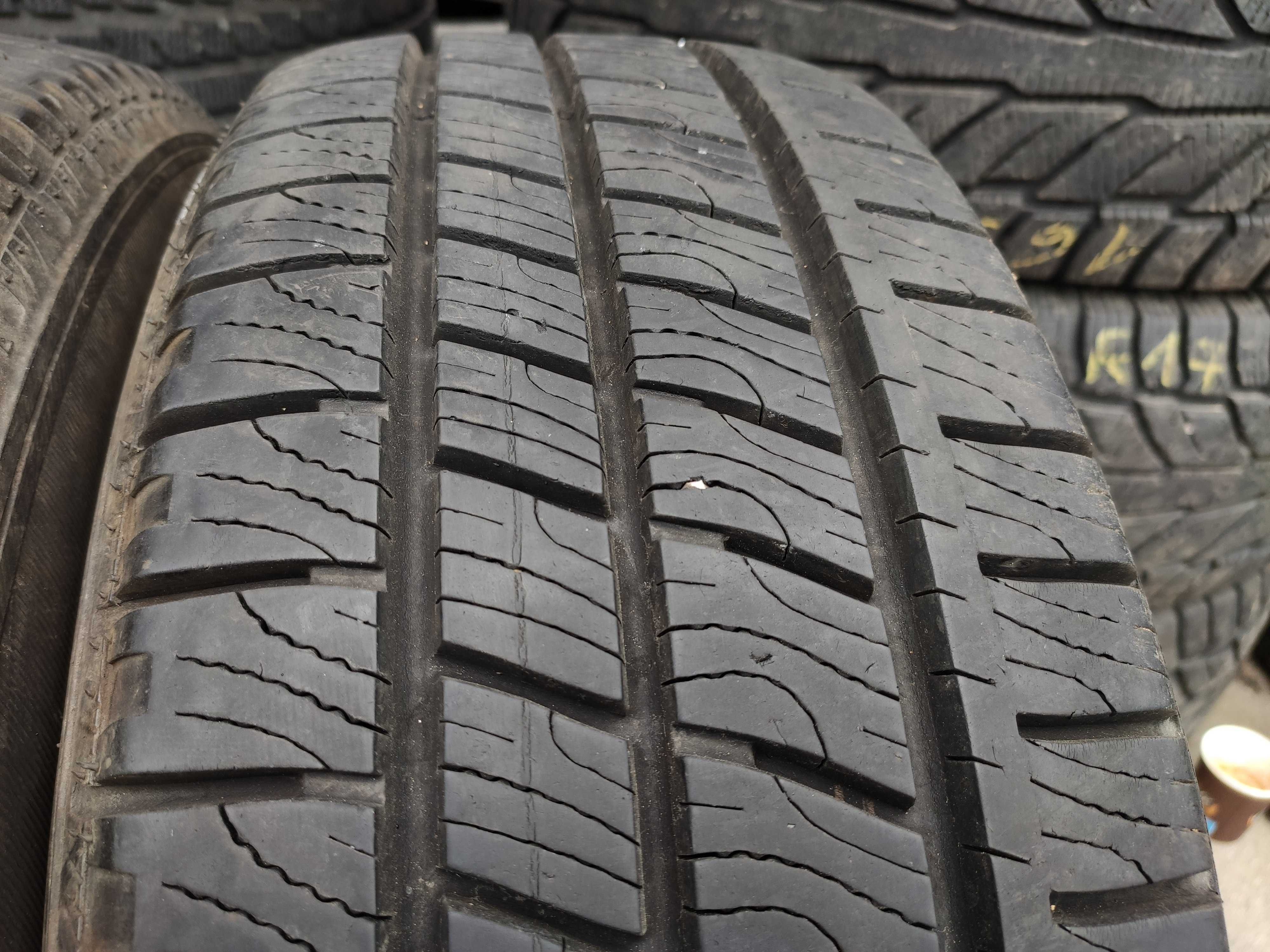 2бр Всесезонни Гуми 215 65 15 С - Goodyear