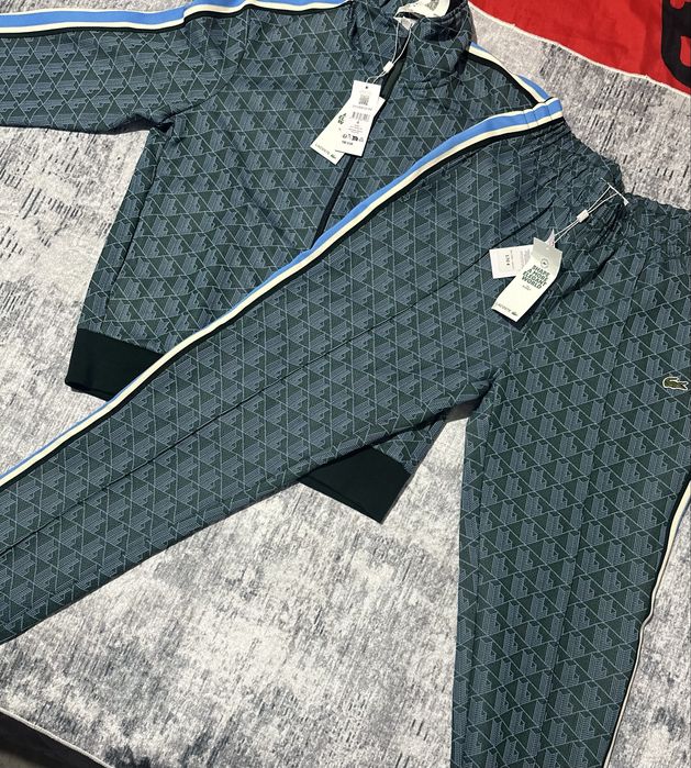 Tracksuit Lacoste Monogram autentic