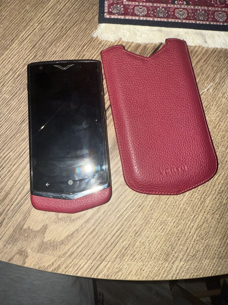 vertu constellation V малиновый верту