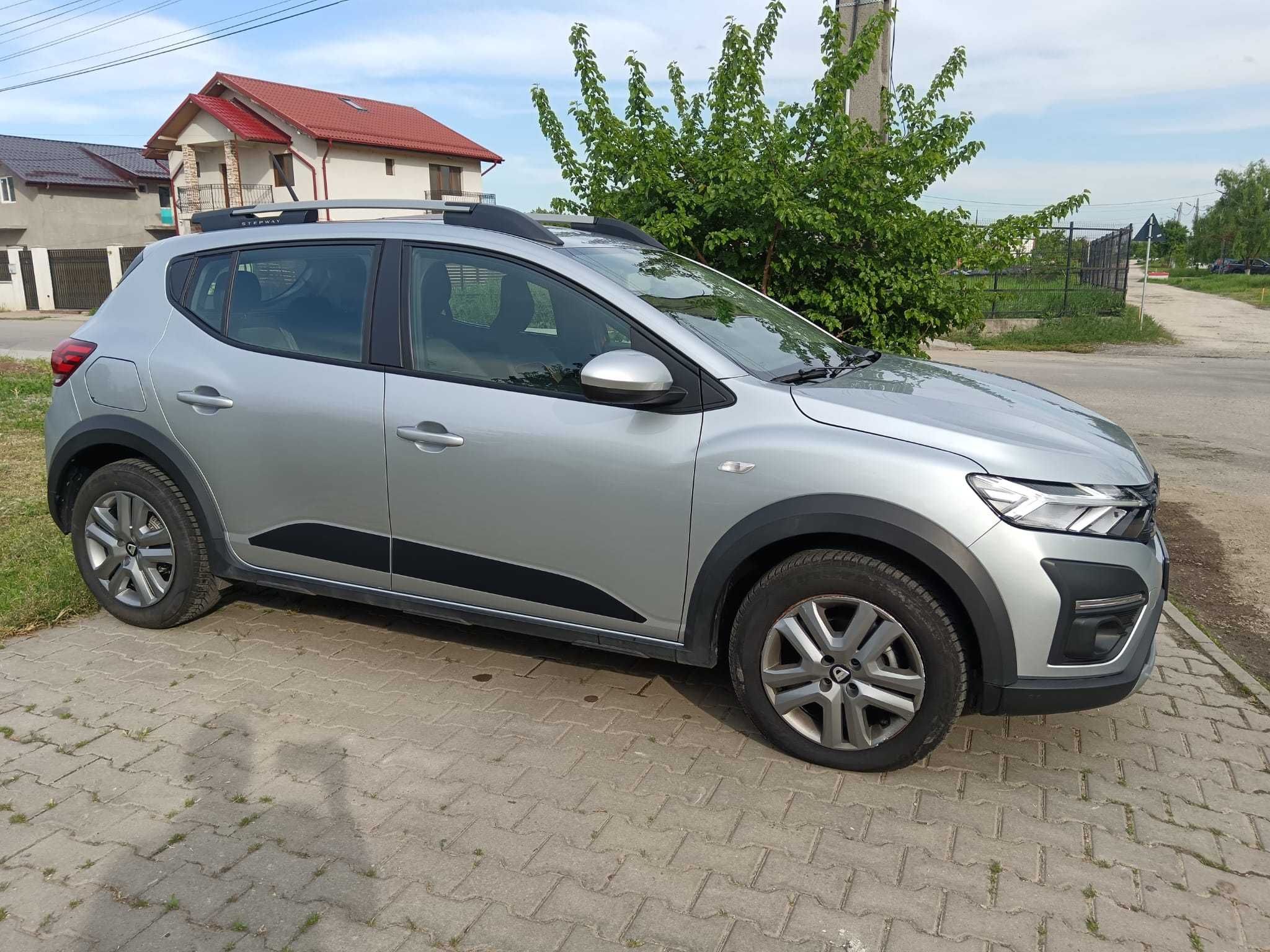 Dacia Sandero 3 stepway ușor avariat lovit 2021 decembrie