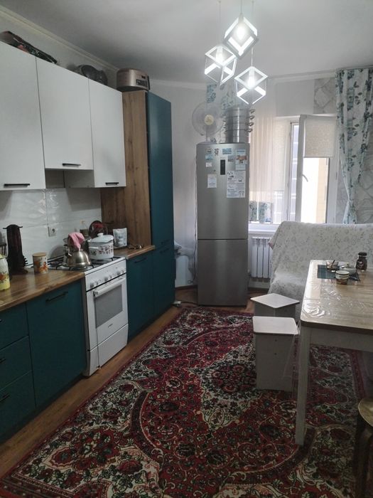 Сдам 2 комнатную квартиру в мкр Карлыгаш с мебелью