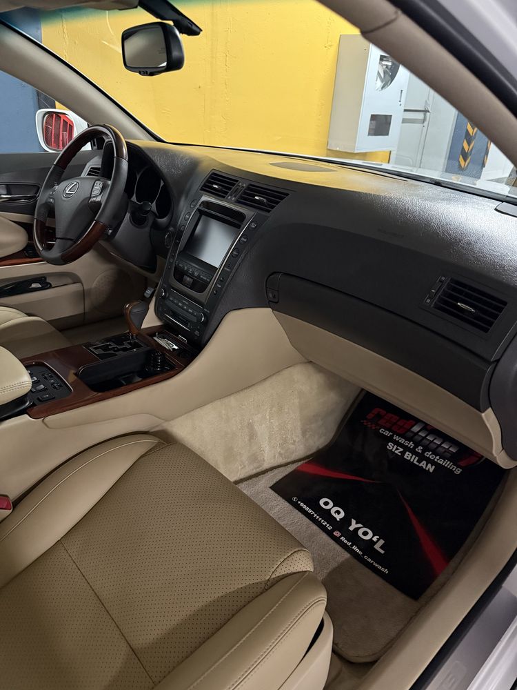 Lexus GS 300 Jemchuk