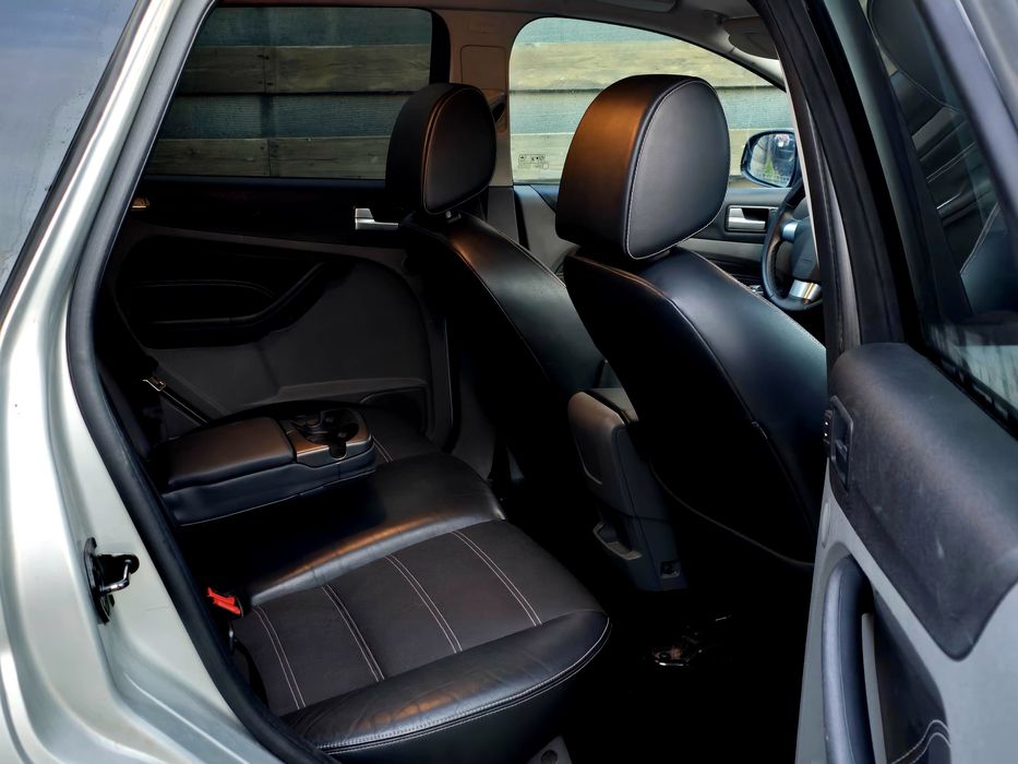 Ford Focus Titanium 2010 Benzina + Gpl