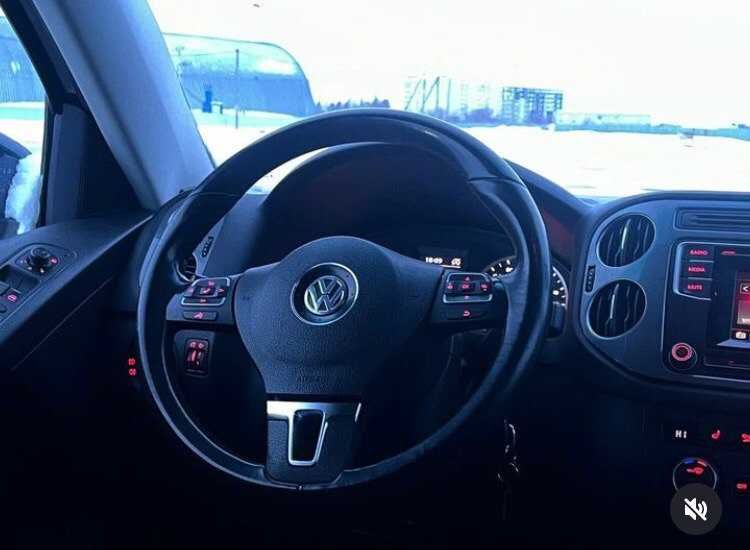 Volkswagen Tiguan 2015 г. 1.4 TSI