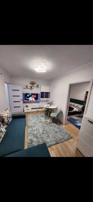 Inchiriez apartament 2 camere