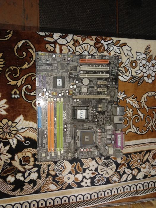Материнская  плата MSI MS-7176