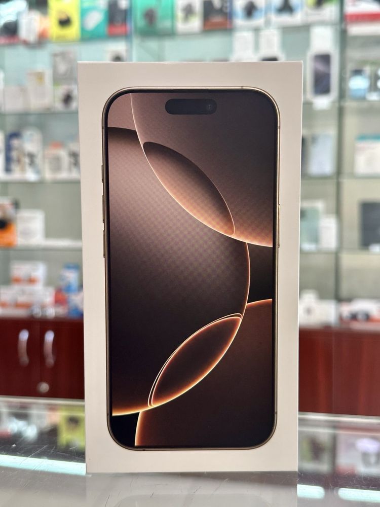 Нов iPhone 16 Pro, 128GB, Black & Desert Titanium