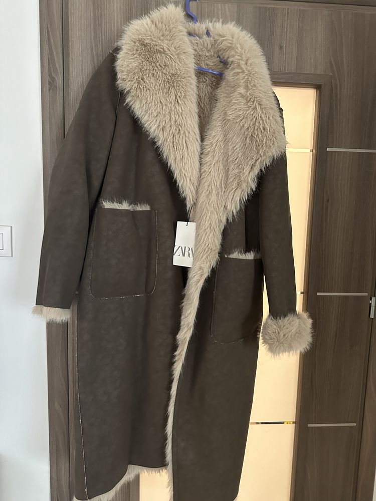Палто Zara дволицвто чисто ново с етикет