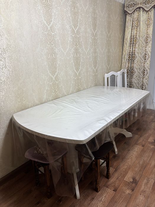 Продам стол 2*2,5 в хорошем состоянии