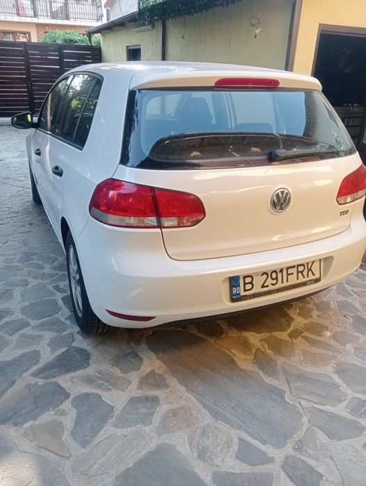 Vw golf berlina  de vanzare