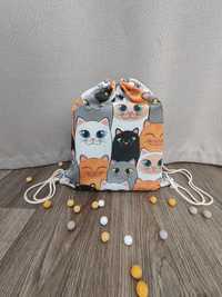Нова детска чанта - мешка в забавен десен на котенца