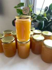 Натурален пчелен мед- букет от билки.