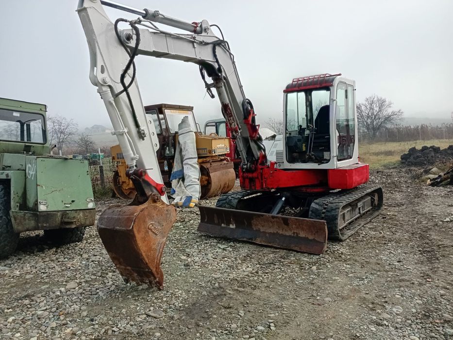 Excavator TAKEUCHI 8.3T 2007 \ accept variante