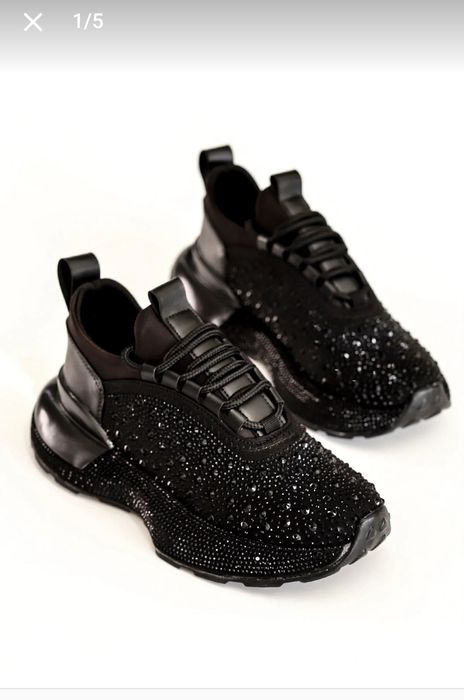 Страхотни маратонки