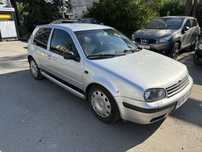 Vand golf 4 1.6 benzina