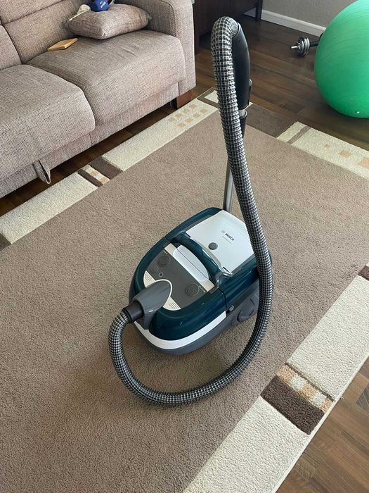 Aspirator cu spalare Bosch BWD41720