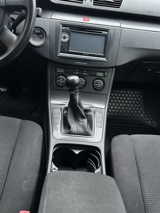 Volkswagen Passat 1.9 TDi ( 105 cp )