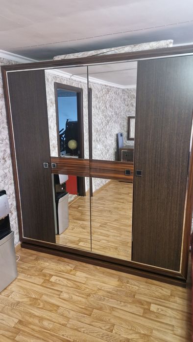 Продам Спальная гарнитура комплект