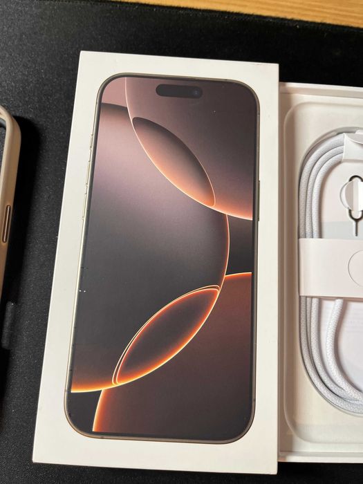 iPhone 16Pro 256 gb desert titanium