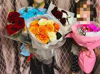 Гүлдер сатамын. Бағасы 3000 мен 4000 арасы