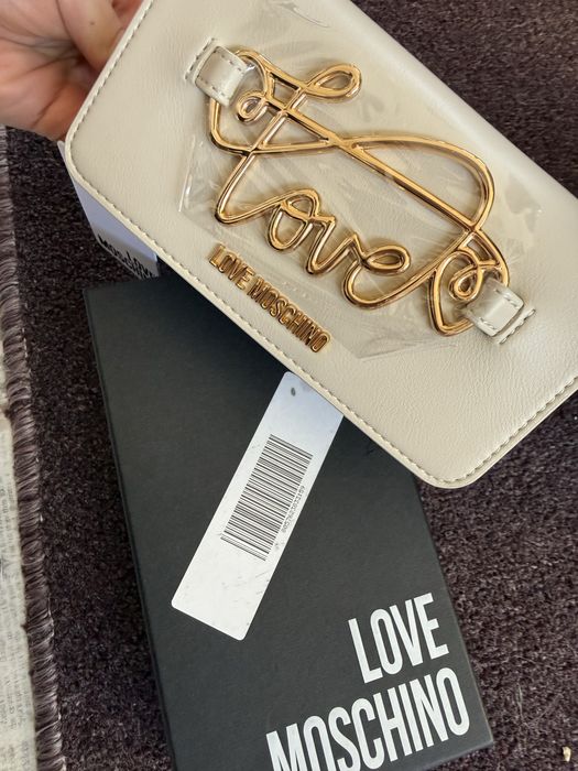 Чанта love MOSCHINO