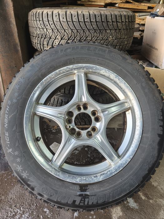 Продам комплект зимних шин Michelin X-Ice North  с дисками
