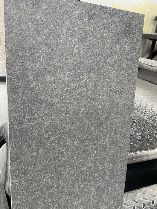 Гранит Неро Зимбабве термолющен