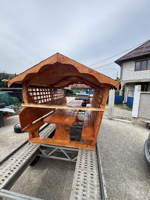 fosior rustic cu acoperis